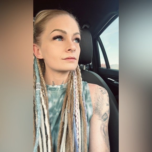 Meet your Posher, Chris - Picture 4 of 17